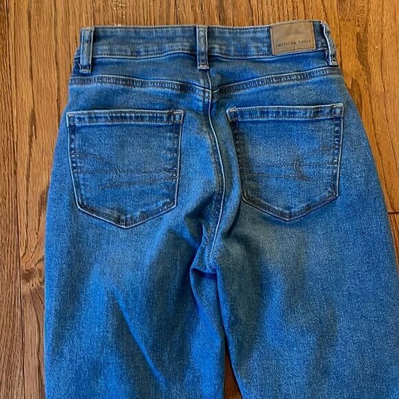 American Eagle high rise mom jeans 000 - Picture 11 of 12